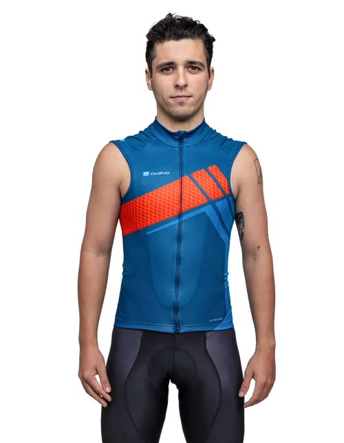 The model is 173 cm  and is wearing a size 5