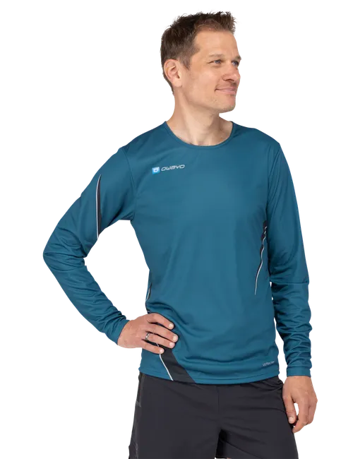 The model is 189 cm  and is wearing a size 6