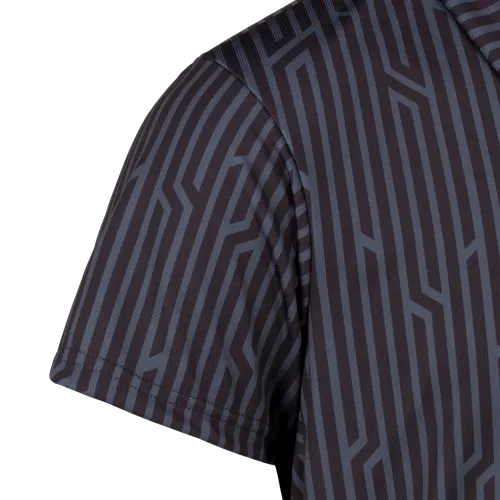 Ergonomic sleeve shape